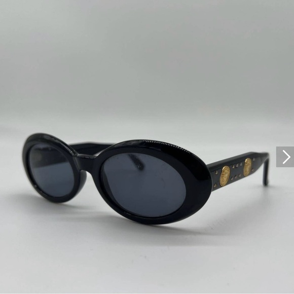 Authentic Gianni Versace Medusa Sunglasses - Picture 1 of 10